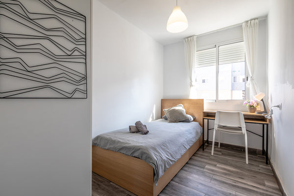 Room 2 in Calle Musico Martin Soler 1